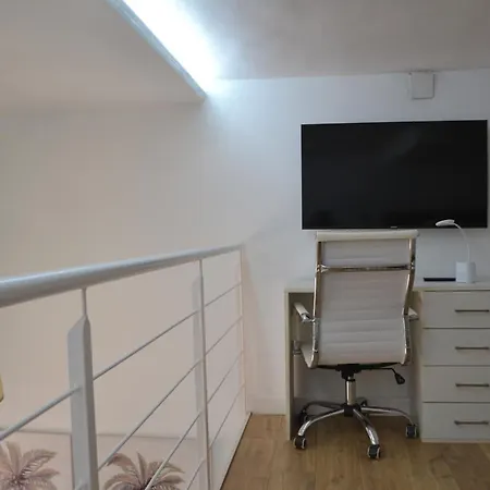 Victoria Duplex דירה קדיז