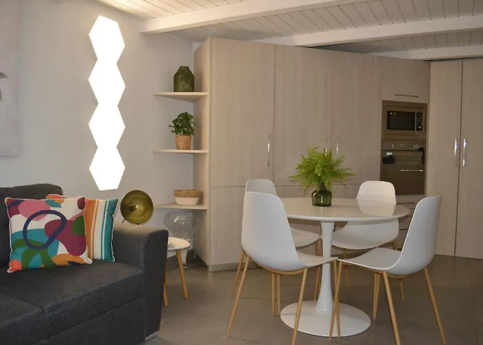 Apartamento En Playa Victoria Cádis